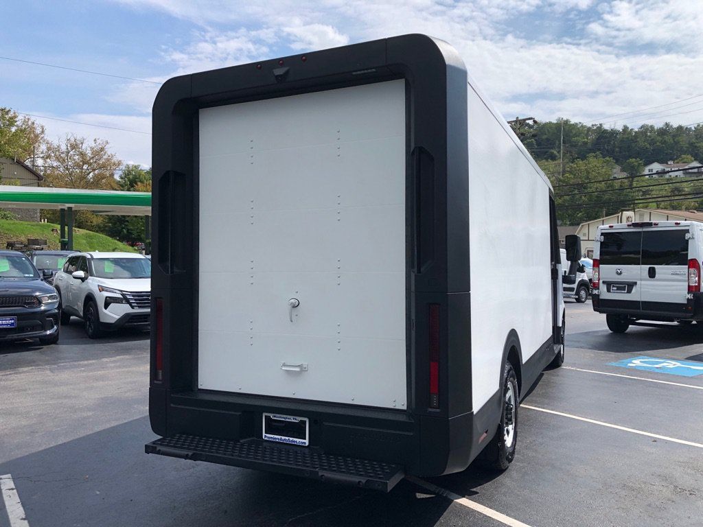 Used 2024 Chevrolet Brightdrop 600 w/ Commercial Equipment Package AWD/4WD image 6