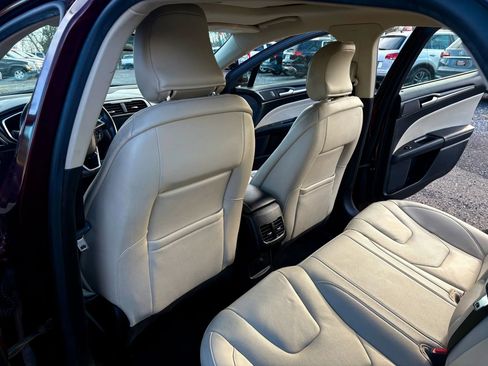 Used 2017 Ford Fusion Titanium image 18