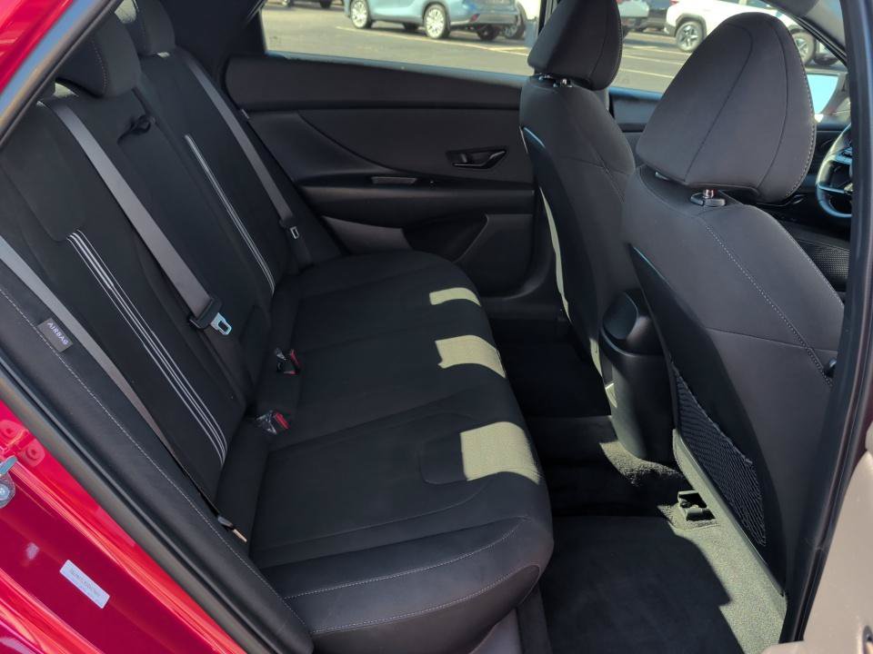 Certified 2026 Hyundai Elantra SEL Sport Premium FWD image 29