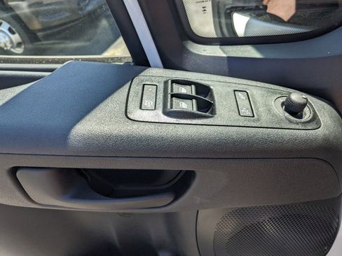 New 2024 RAM ProMaster 2500 w/ Convenience Group image 19