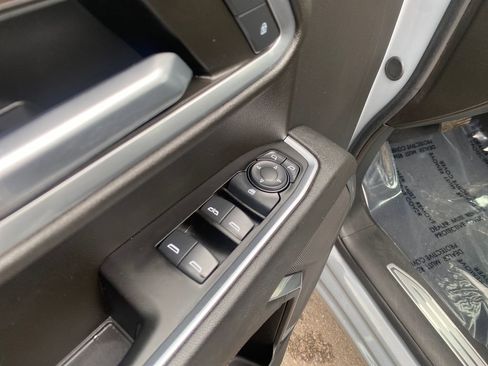 Used 2024 Chevrolet Silverado 1500 LT AWD/4WD image 11