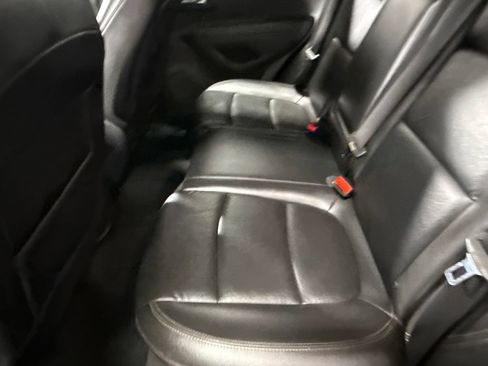 Used 2017 Chevrolet Trax Premier w/ Driver Confidence II Package AWD/4WD image 24