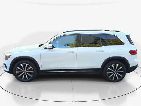 Used 2022 Mercedes-Benz GLB 250 image 9