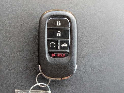 Certified 2025 Honda Accord LX image 32