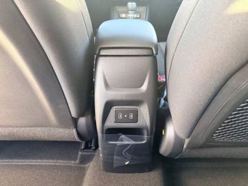 New 2026 Hyundai Venue SEL image 22