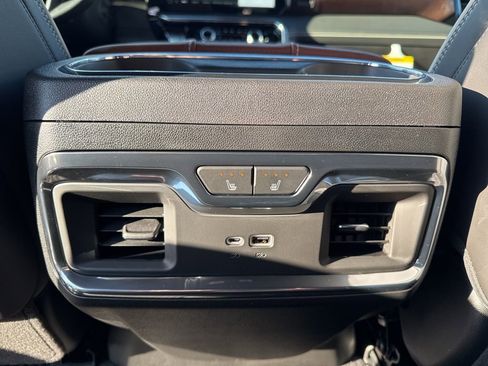 New 2026 GMC Sierra 2500 Denali Ultimate image 14