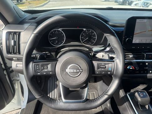 Certified 2024 Nissan Pathfinder SL w/ SL Premium Package image 31