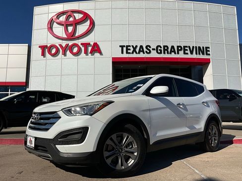 Used 2016 Hyundai Santa Fe Sport image 2