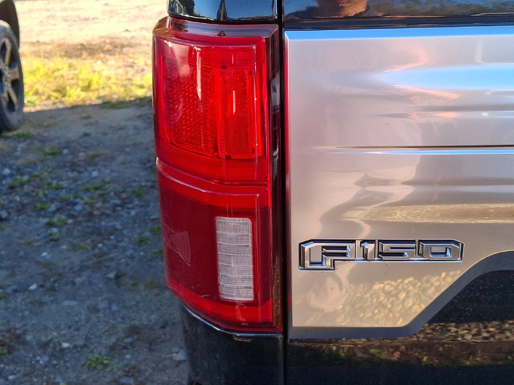 Used 2018 Ford F150 Limited w/ Trailer Tow Package AWD/4WD image 9