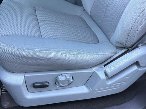 Used 2013 Ford F150 XLT w/ Luxury Equipment Group image 27