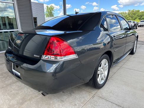 Used 2014 Chevrolet Impala LT w/ LT Sunroof Package FWD image 7