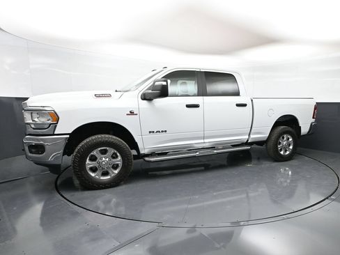 Used 2024 RAM 2500 Big Horn w/ Off Road Package AWD/4WD image 29