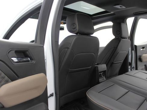 New 2026 GMC Canyon Denali AWD/4WD image 22