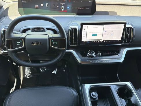 New 2026 Ford Expedition Platinum AWD/4WD image 24