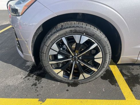 New 2026 Volvo XC60 B5 Plus w/ Protection Package Premier AWD/4WD image 9
