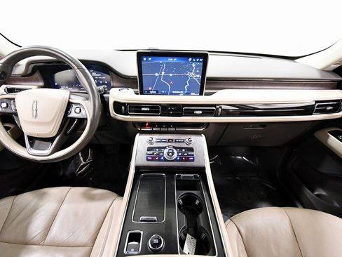 Used 2021 Lincoln Aviator Reserve w/ Equipment Group 201A image 3