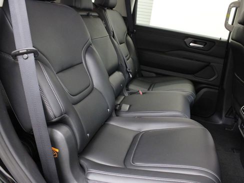 Used 2026 Nissan Armada SV RWD image 19