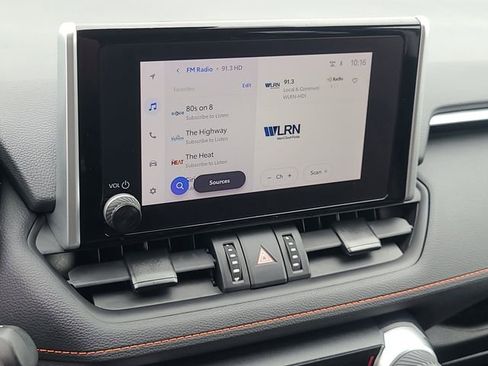 Used 2024 Toyota RAV4 Adventure image 31