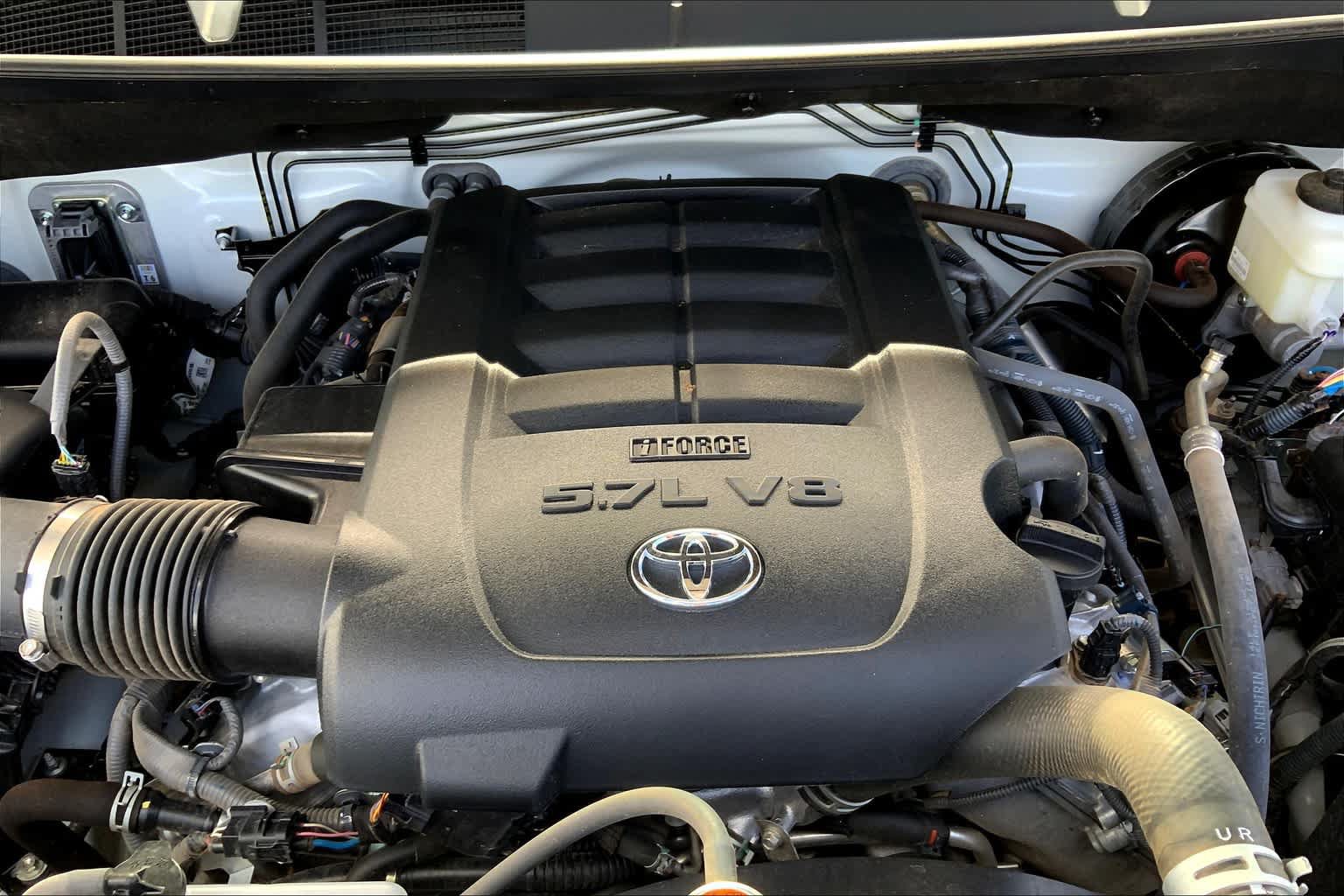 Used 2020 Toyota Tundra SR5 w/ SR5 Upgrade Package AWD/4WD image 33