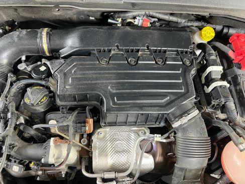 Used 2022 Jeep Renegade Latitude AWD/4WD image 28