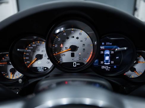 Used 2016 Porsche 911 GT3 RS RWD image 17