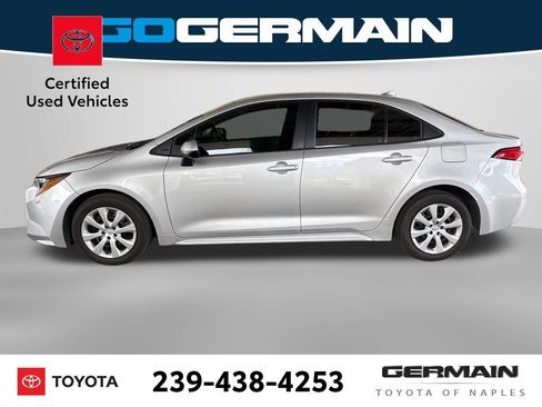 Used 2024 Toyota Corolla LE image 3