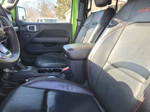 Used 2018 Jeep Wrangler Unlimited Rubicon AWD/4WD image 16