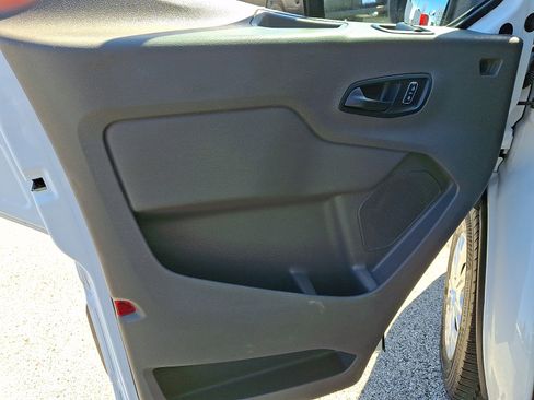 Used 2024 Ford Transit 250 Low Roof w/ Exterior Upgrade Package RWD image 12