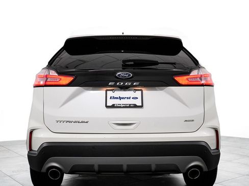 Certified 2023 Ford Edge Titanium AWD/4WD image 6
