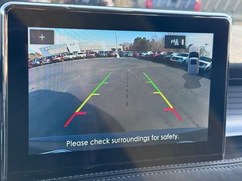 Used 2022 Lincoln Corsair FWD image 10