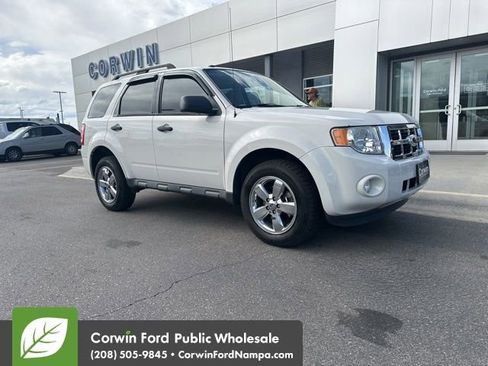 Used 2012 Ford Escape XLT AWD/4WD image 3