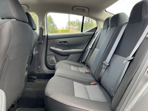 Used 2025 Nissan Sentra SV image 23