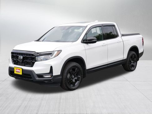 Used 2024 Honda Ridgeline Black Edition image 3