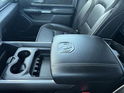 Used 2022 RAM 1500 Laramie w/ Sport Appearance Package image 12