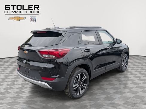 New 2025 Chevrolet TrailBlazer LT w/ LT Cold Weather Package AWD/4WD image 3