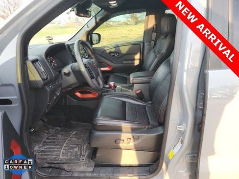 Used 2025 Nissan Frontier PRO-4X w/ Pro Premium Package image 14