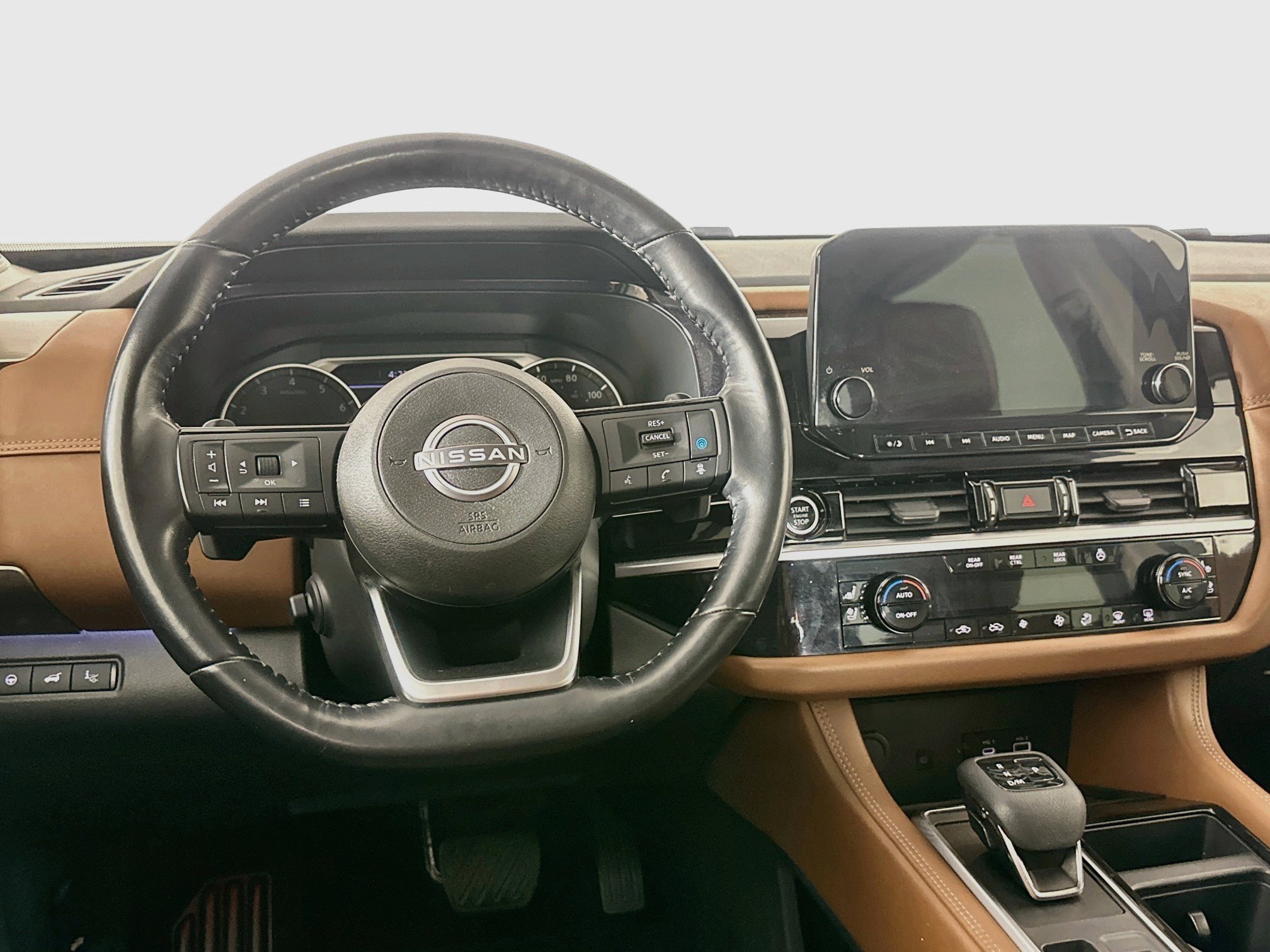 Used 2022 Nissan Pathfinder Platinum w/ Cargo Package FWD image 18