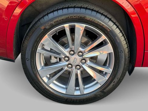 Used 2023 Cadillac XT6 Premium Luxury w/ Technology Package AWD/4WD image 13