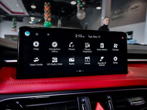 Used 2022 Genesis G70 3.3T Launch Edition image 40