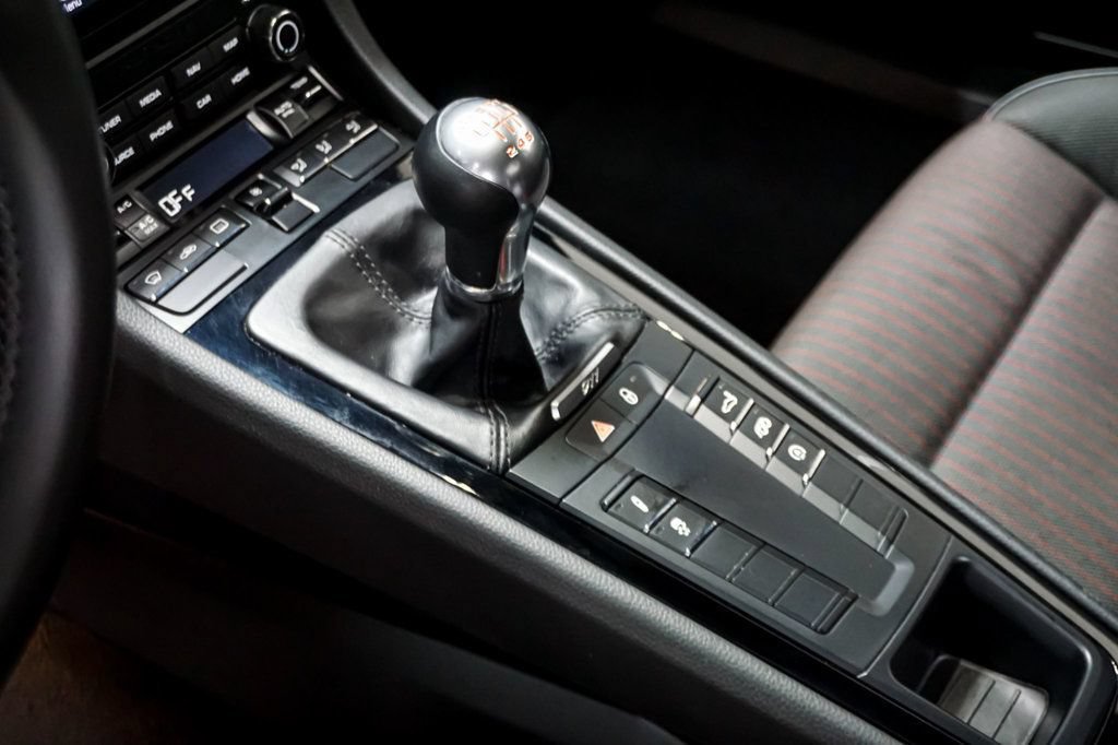 Used 2018 Porsche 911 Carrera image 59