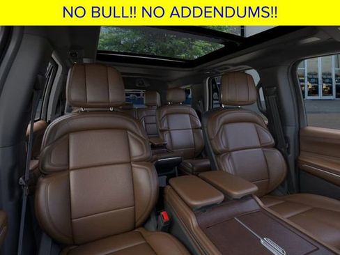 New 2026 Lincoln Navigator Reserve image 11