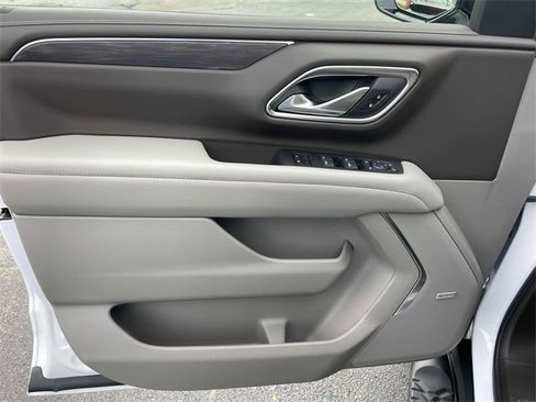 Certified 2024 Chevrolet Tahoe Z71 w/ Luxury Package image 17