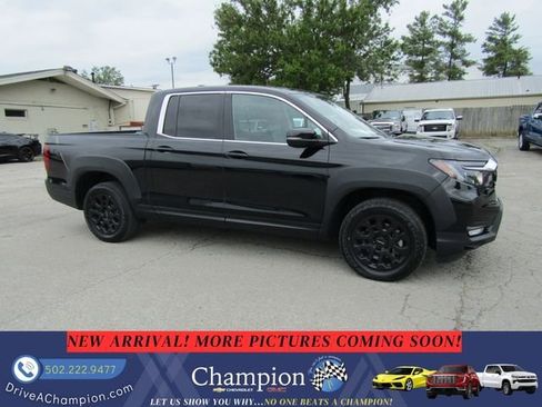 Used 2023 Honda Ridgeline RTL image 3