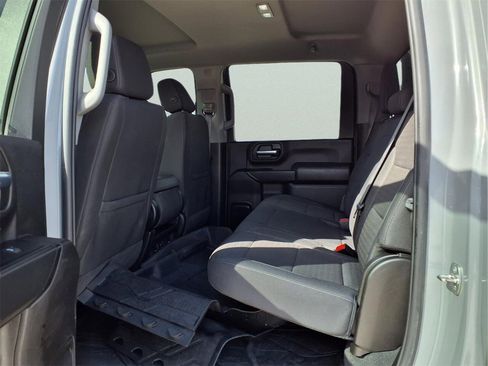 Used 2024 Chevrolet Silverado 2500 Custom w/ Custom Convenience Package image 11