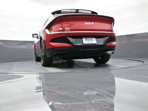 New 2025 Kia EV6 Wind image 30