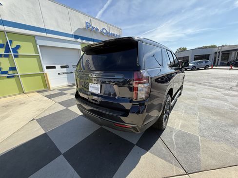 Used 2021 Chevrolet Tahoe Z71 w/ Z71 Signature Package image 10