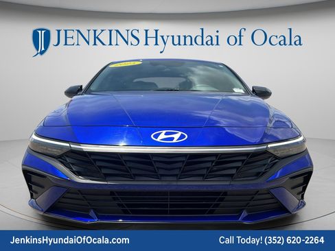 Certified 2025 Hyundai Elantra Sport FWD image 8