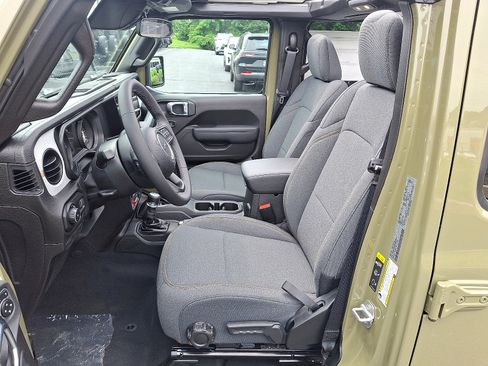 New 2025 Jeep Wrangler Willys image 7
