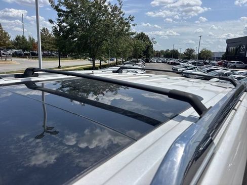Used 2019 Ford Expedition Platinum AWD/4WD image 16