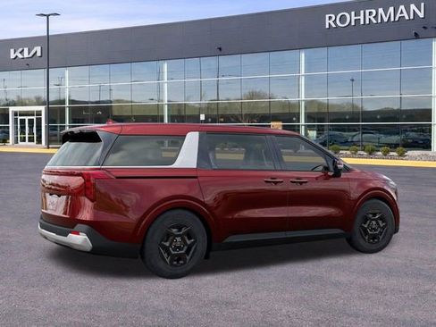 New 2026 Kia Carnival FWD image 6